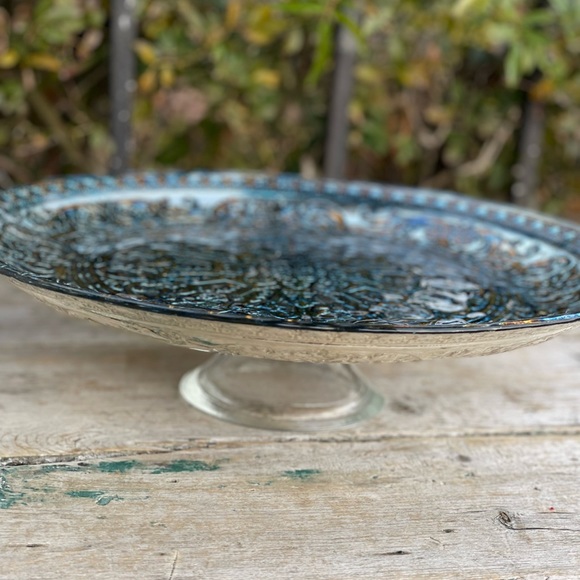 Antiqued Blue Silver Foil Embossed Glass Cake platter - Picture 16 of 16